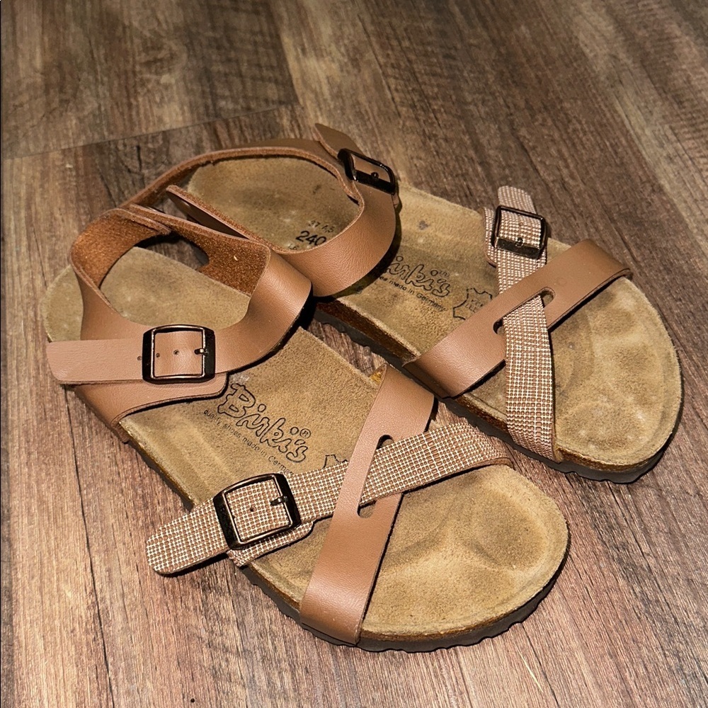 Birkenstock Birkis Womans Lillie Brown Sandals size‎ 6